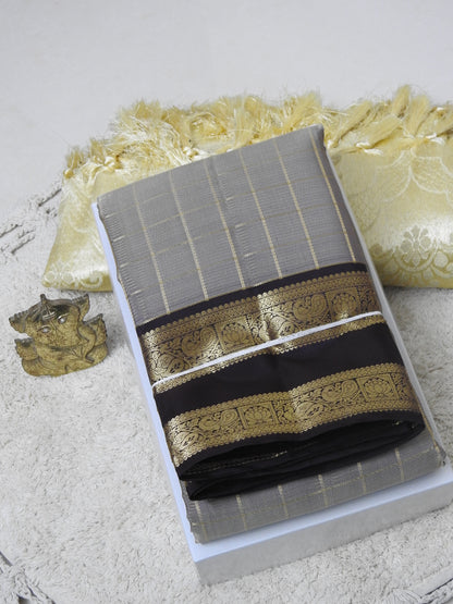 Semi pure silk with checked body