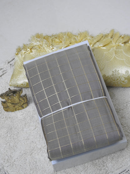 Semi pure silk with checked body