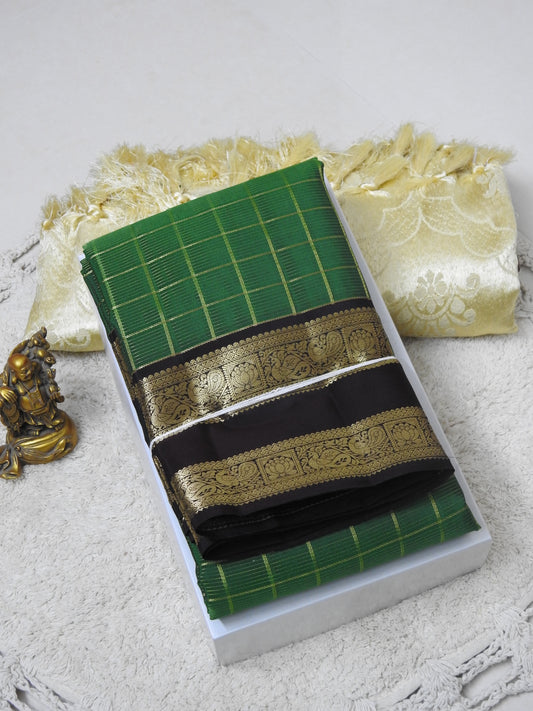 Semi pure silk with checked body