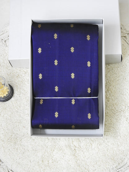 Semi pure silk with big border body putta